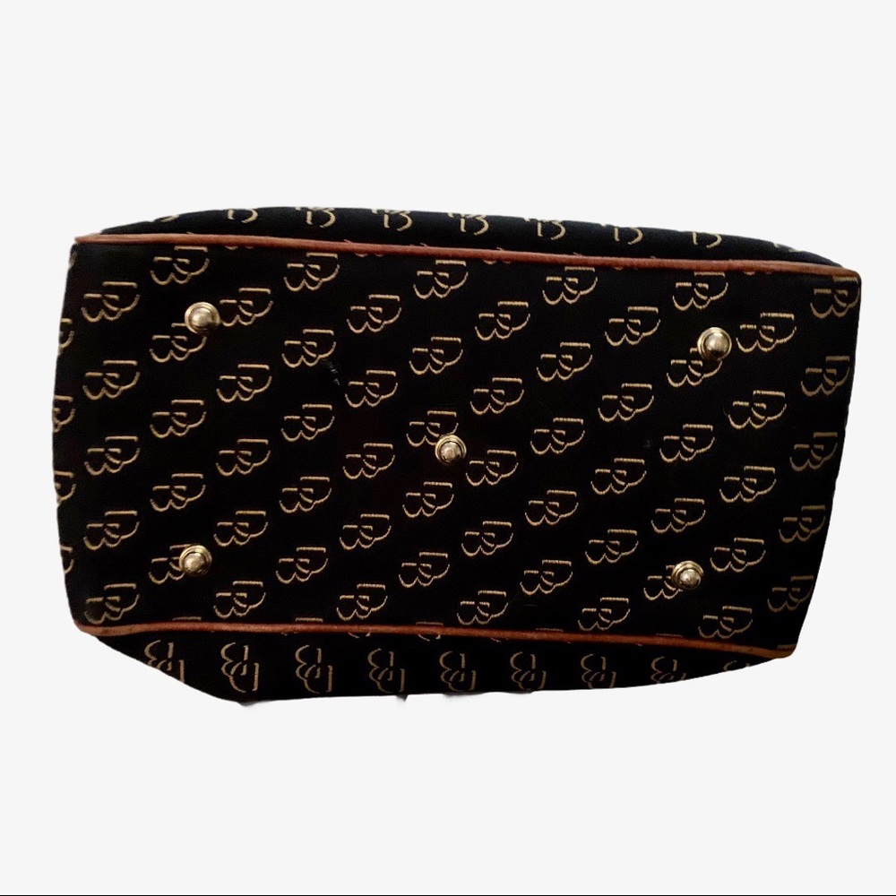 Dooney & Bourke Iconic Logo Shoulder Bag - Picture 3 of 12